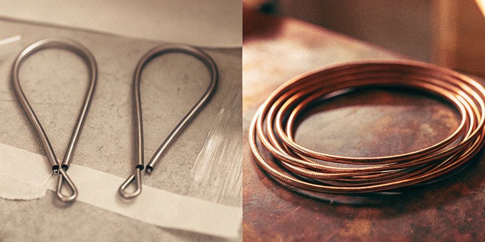 A piece of Nitinol wire bending and returning to its original shape