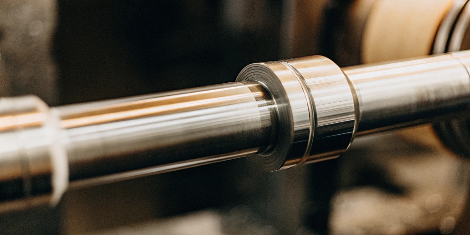 no pure titanium does not turn green a stable