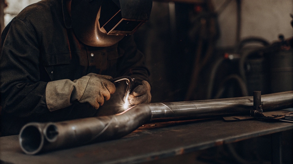 the main disadvantages are cost fabrication com